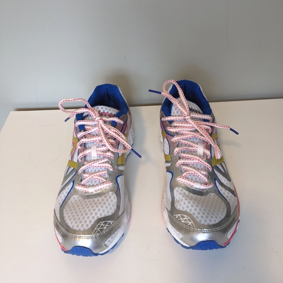 New Balance Shoes - New Balance Running Shoes Colorful, size 11